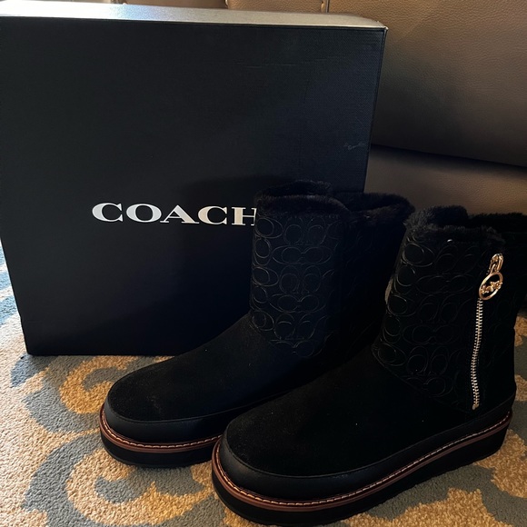 Coach Boots Brand New - Picture 7 of 9